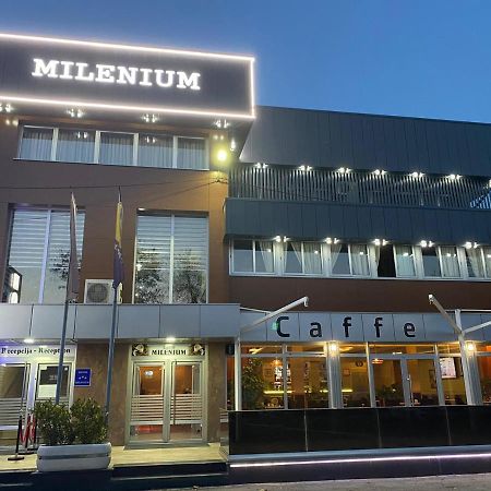 Hotel New Milenium Lukavac Екстер'єр фото